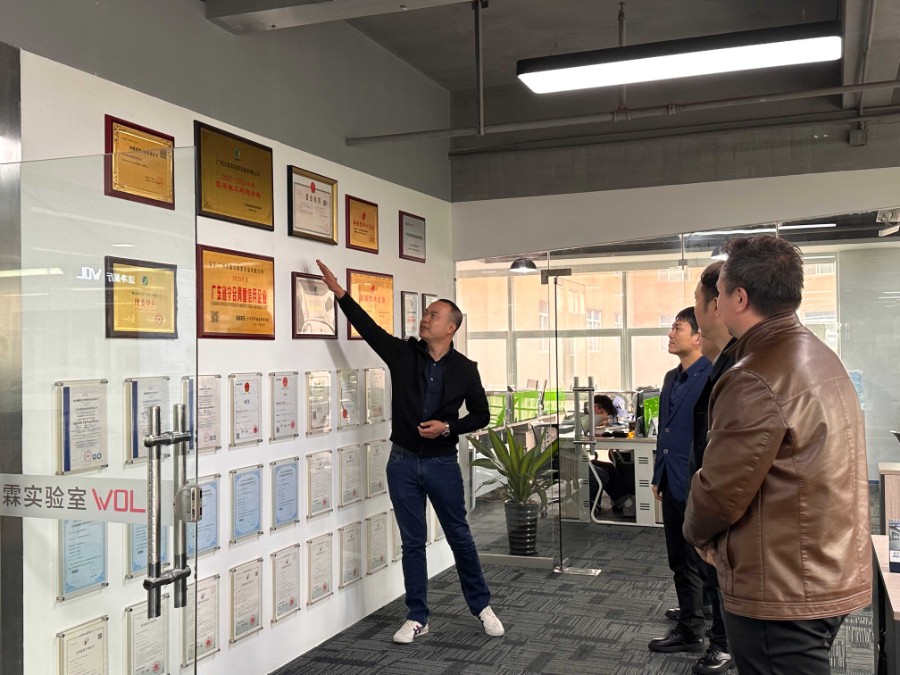 1709878418999907.jpg 1709878418999907.jpg